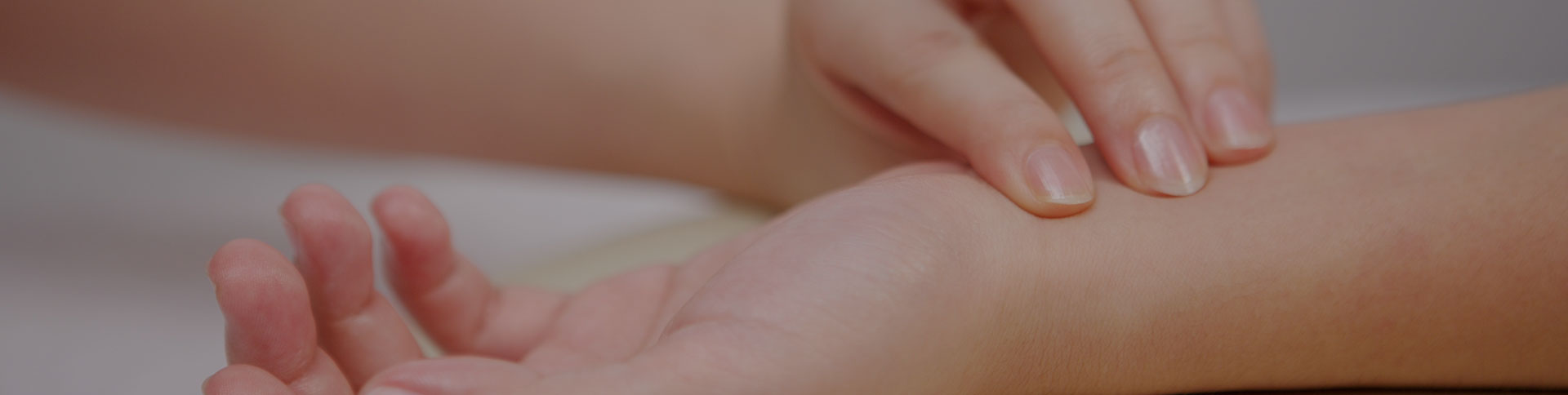 百草園中醫(yī)館-微信在線掛號(hào)平臺(tái)|一網(wǎng)天行-網(wǎng)站建設(shè)小程序APP系統(tǒng)軟件開(kāi)發(fā)公司